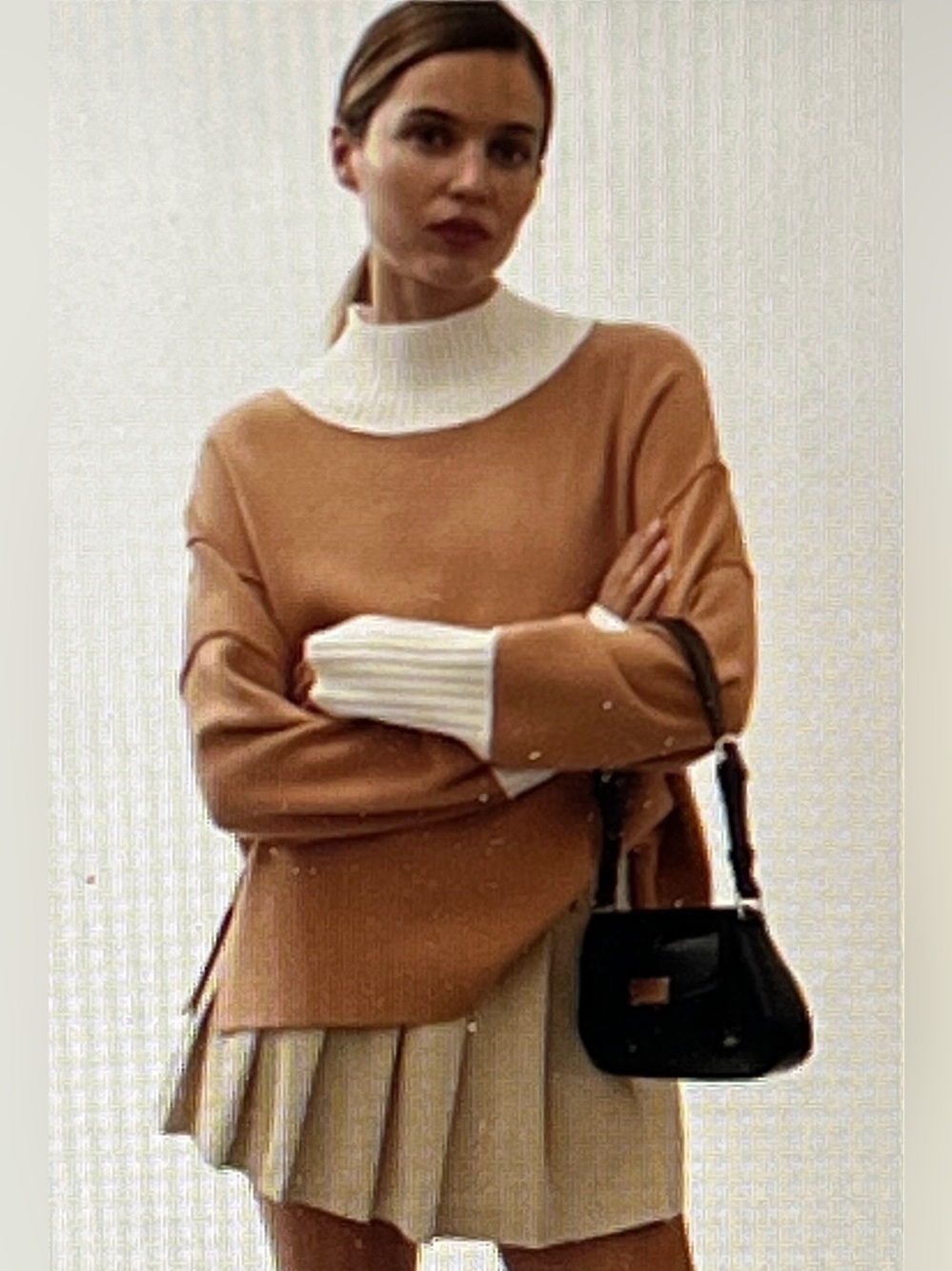 Anthropologie x Maeve The Logan Two-Tone Mock Neck Sweater. Cream & Tan. Size XS